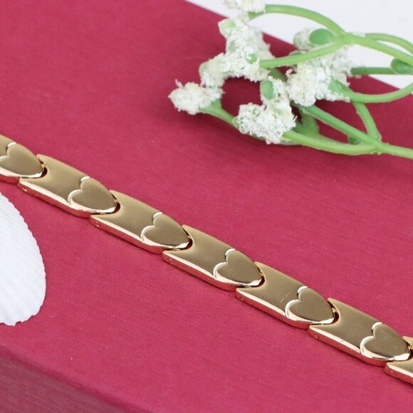 "Elegant Rose Gold Heart Link Bracelet in Glossy Finish, XPBL1124 - Picture 1 of 11